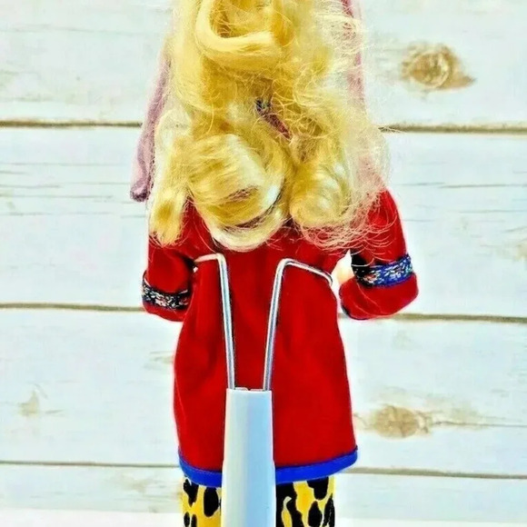 MATTEL BARBIE Doll Blond Hair Blue Eyes 2 Piece Outfit 12" Tall Used Free Ship - Picture 9 of 12